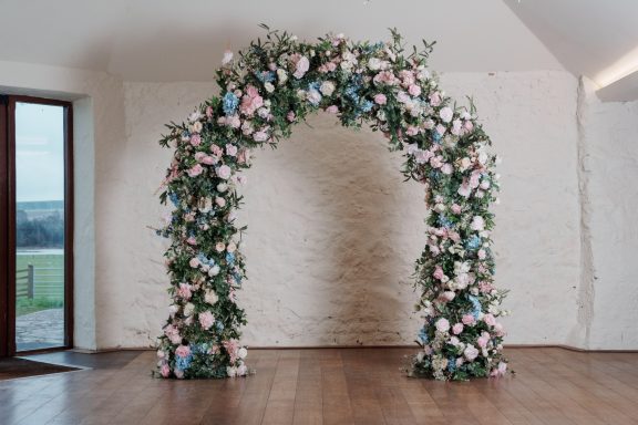 Blush Arch