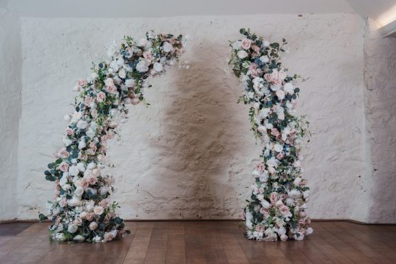 Blush Broken Arch